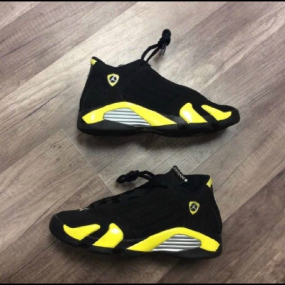 Thunder 14 - Picture 2 of 5